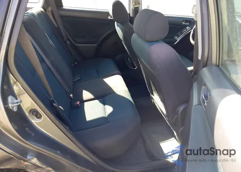 2005 Toyota Matrix Xr z USA, uszkodzony, nr VIN 2T1KR32E15C493824